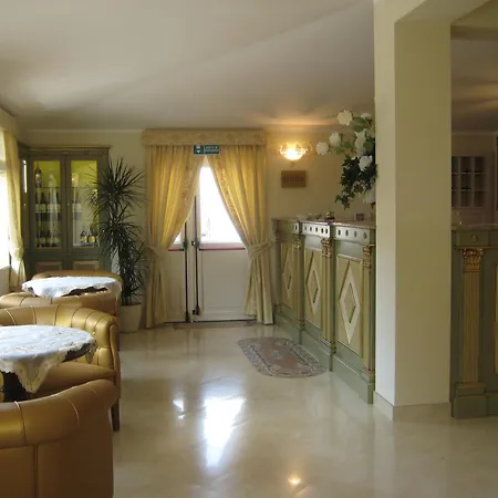 Hotell Villaggio San Giovanni 4*