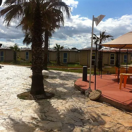 Hotel Villaggio San Giovanni 4*