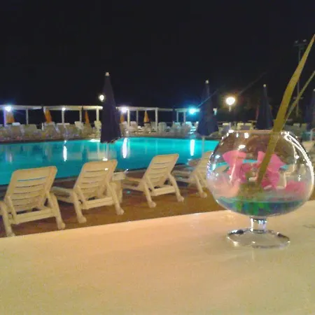 Hotel Villaggio San Giovanni 4*